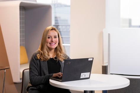 Children's Mercy employee at a computer